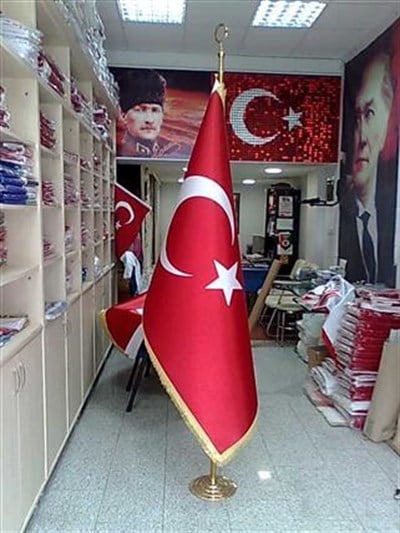 Makam Bayrak Takımı Pirinç