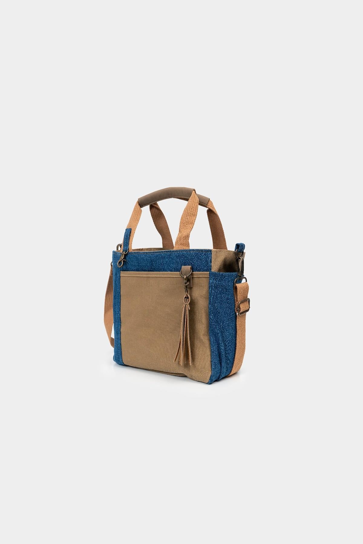 Camel Ayarlanabilir Askılı ve Aksesuar Eklemeli Denim Omuz Çantası