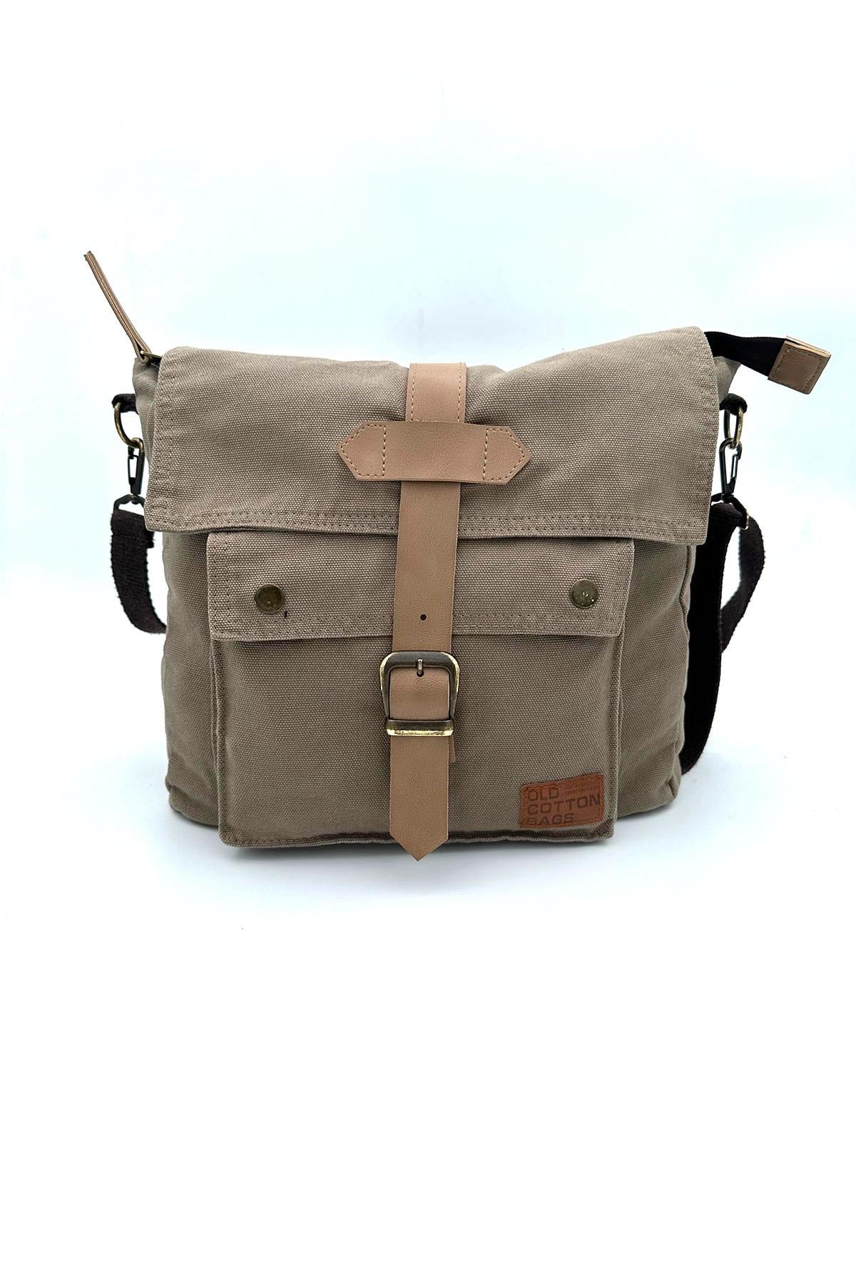 Bej Renk Ayarlanabilir Askılı ve Fermuarlı Deri Kemer Detaylı Omuz Çantası