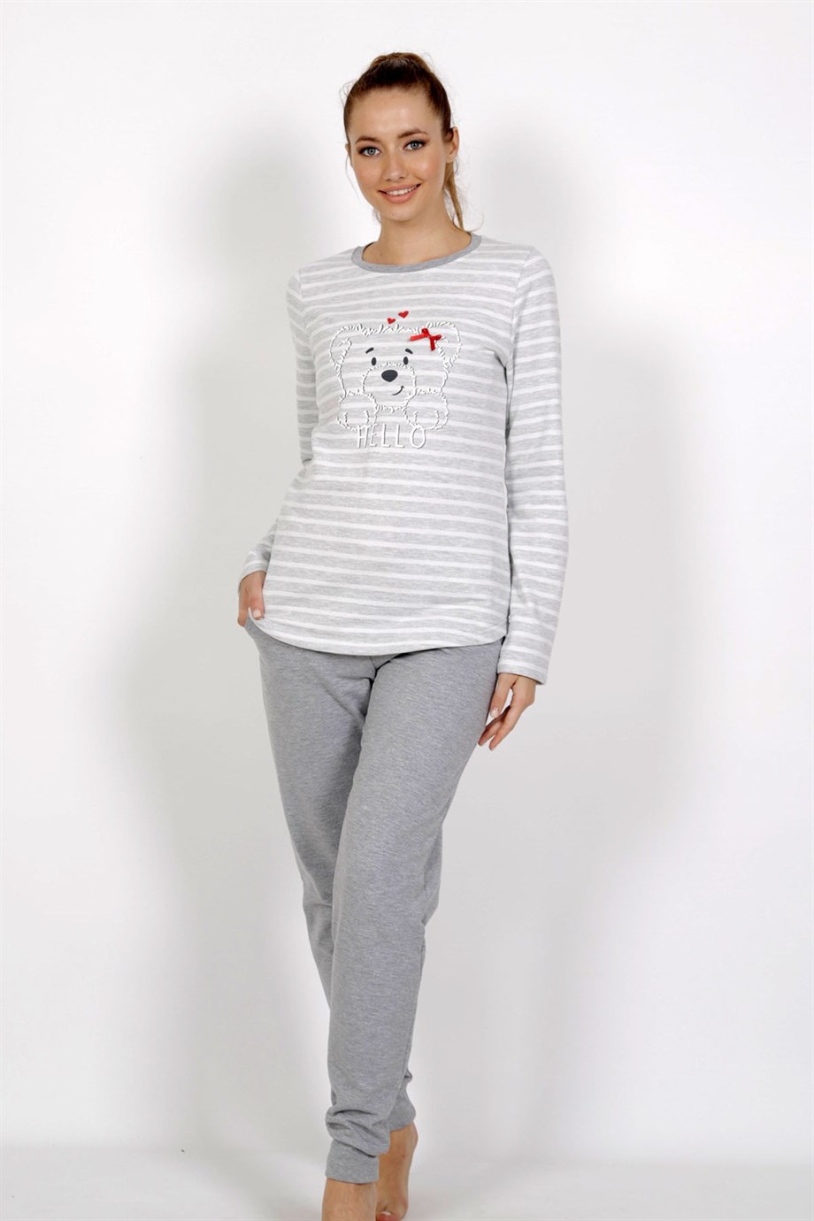 Vienetta 00426700000 Kadın Uzun Kollu Kayık Yaka Eteği Oval Manşetli Pijama Takımı