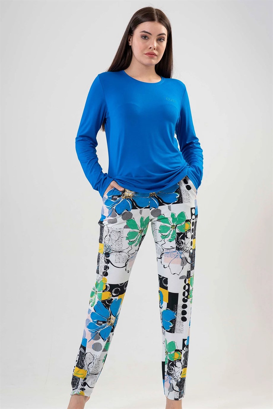 Vienetta 2020690587 Kadın Uzun Kollu O Yaka Pijama Takımı