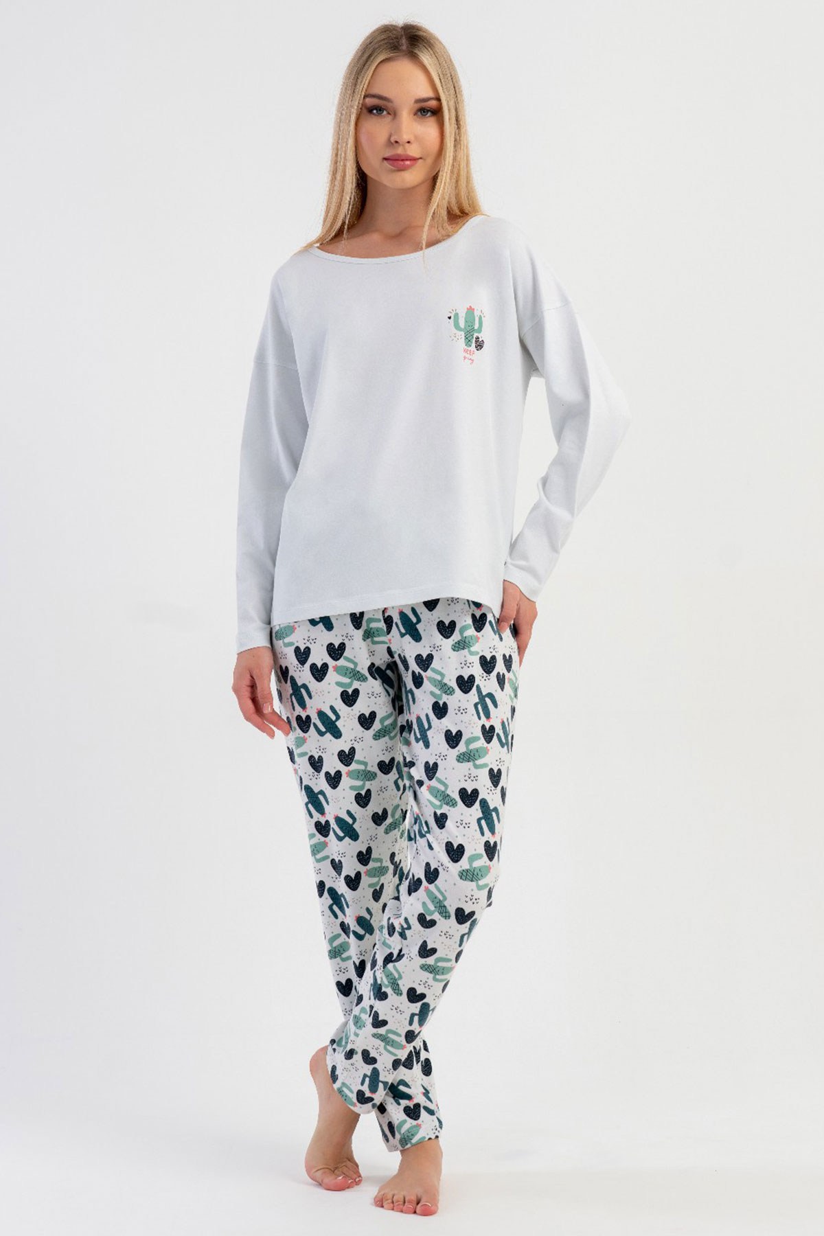 Vienetta 5033653846 Kadın Uzun Kollu Pijama Takımı