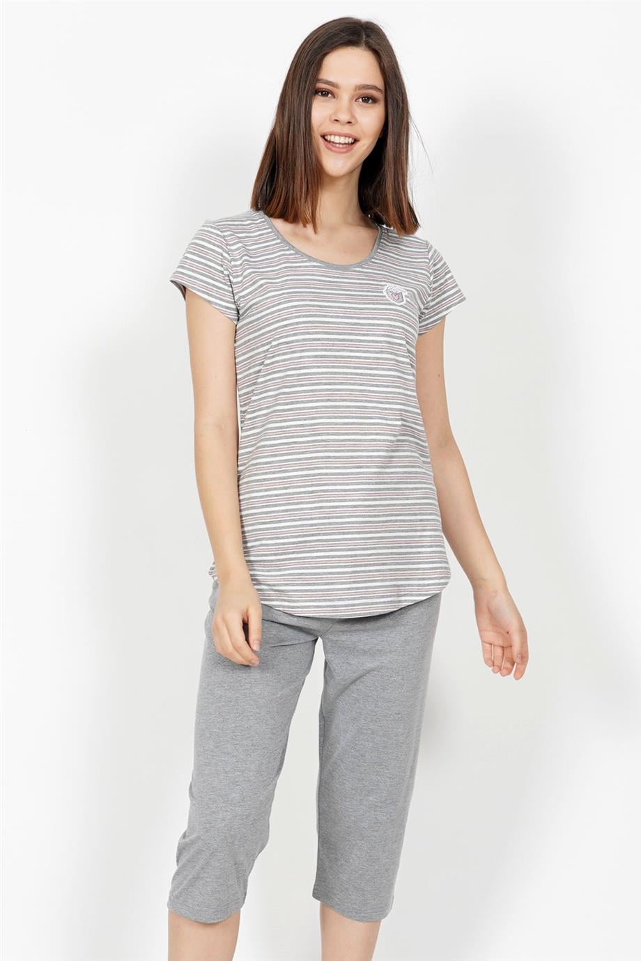 Vienetta Kadın Kısa Kollu Caprı Pijama Takımı