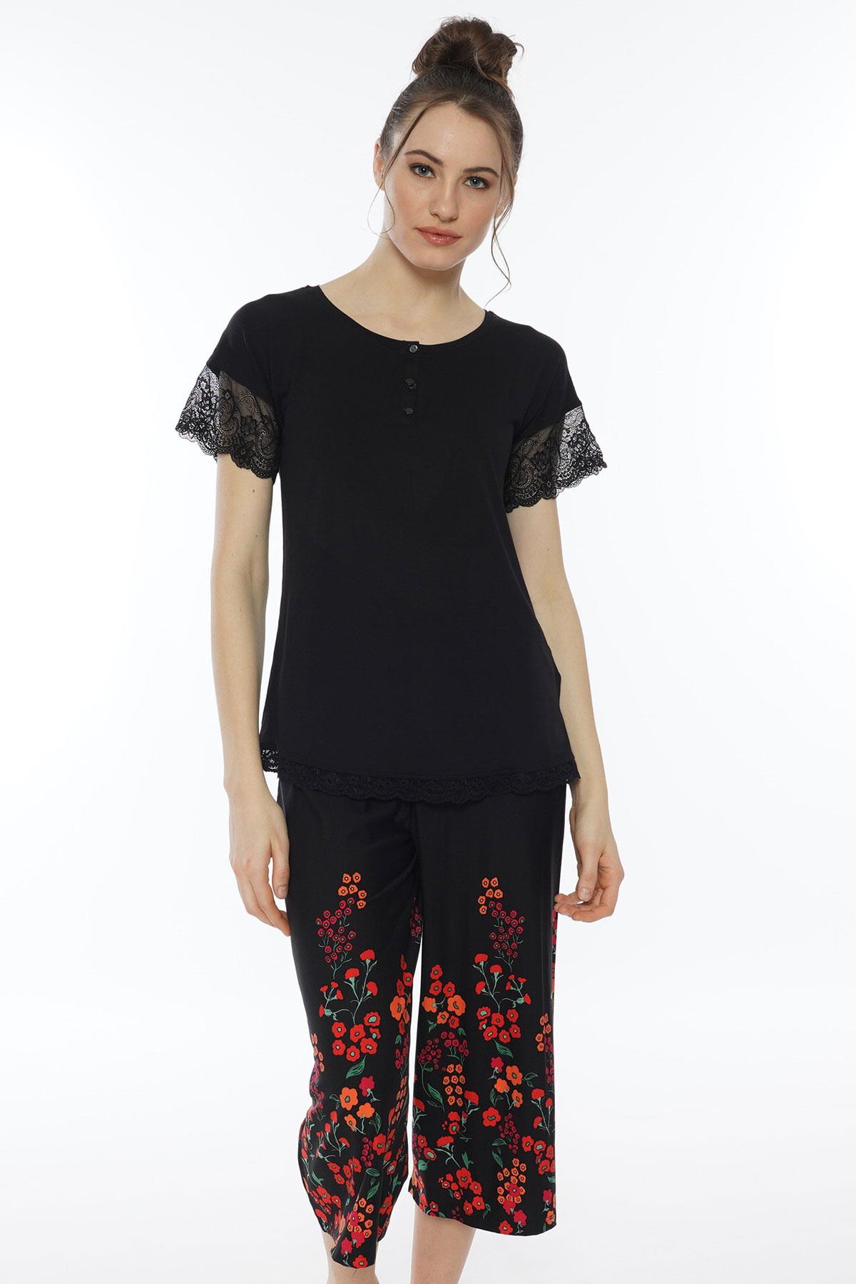 Vienetta Kadın Kısa Kollu Kapri Pijama Takım