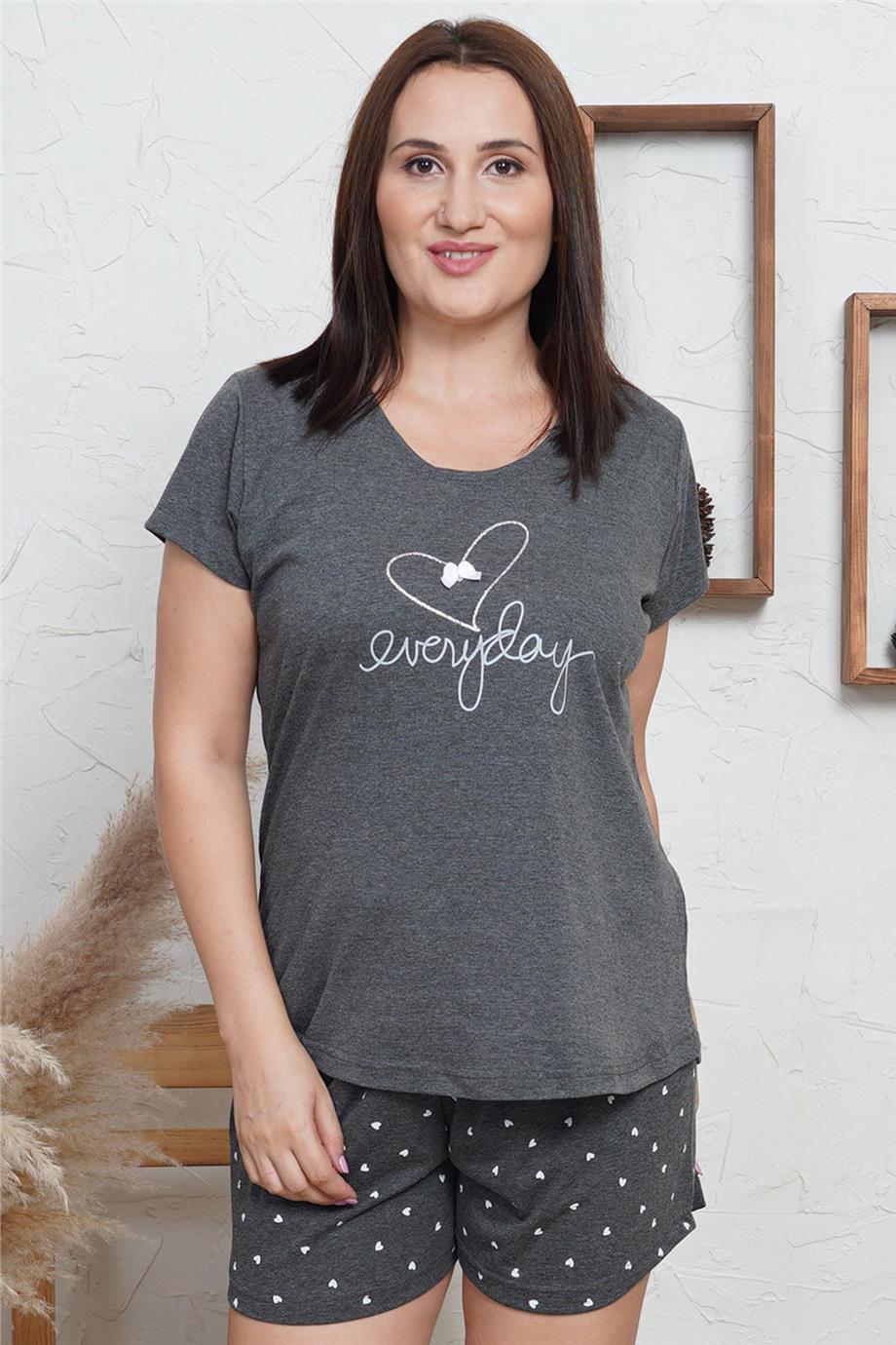 Vienetta Kadın Kısa Kollu Şortlu Battal Pijama Takımı