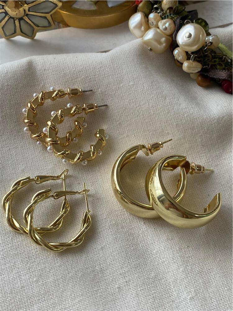 14K Çoklu Desenli C Model Küpe Seti