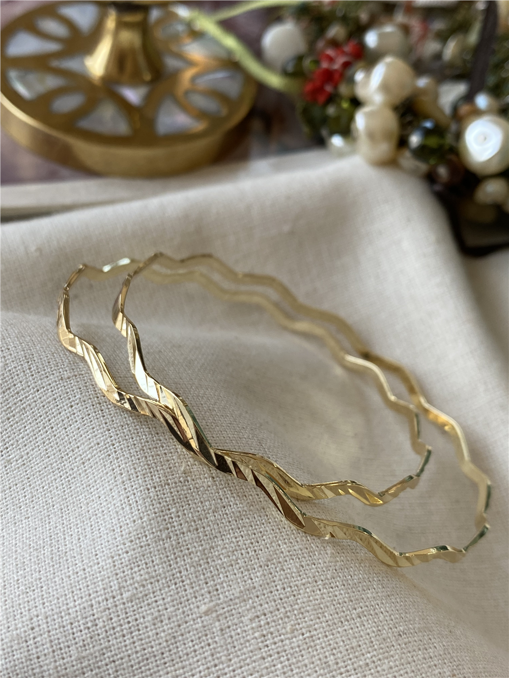 14K Desenli Wave Bilezik