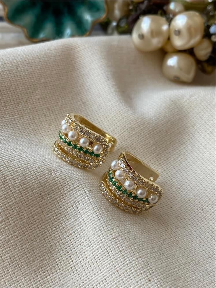 14K İncili Yeşil Taşlı Kaburga Kıkırdak Küpe