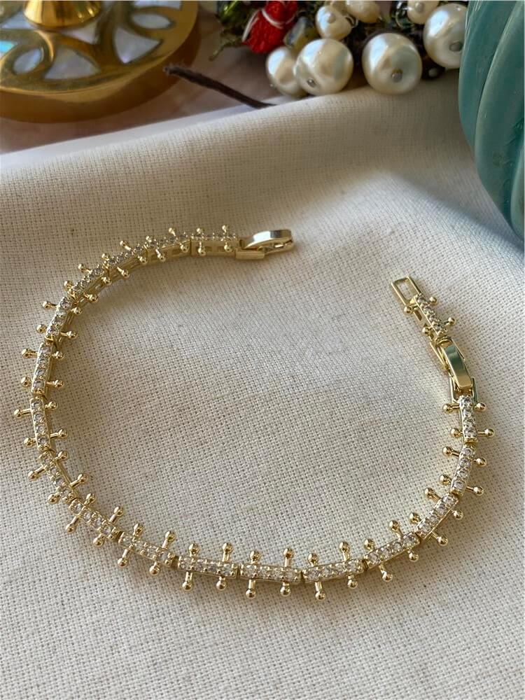 14K Noktalı Stick Detaylı Suyolu Bileklik