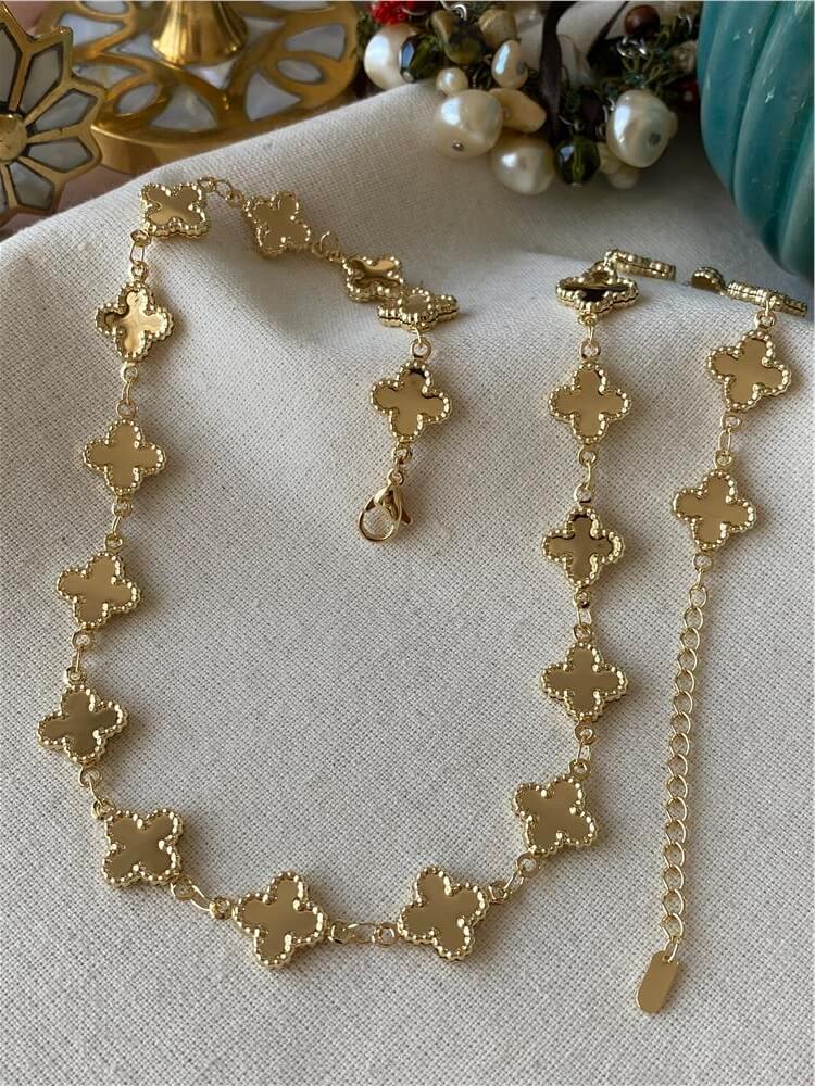 14K Parlak Cleef Kolye