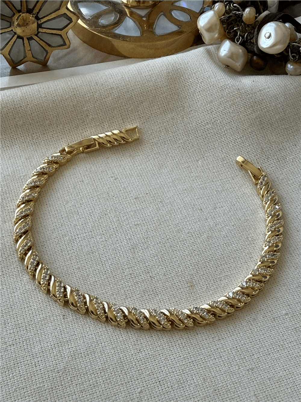14K Taşlı Dalga Model Bileklik