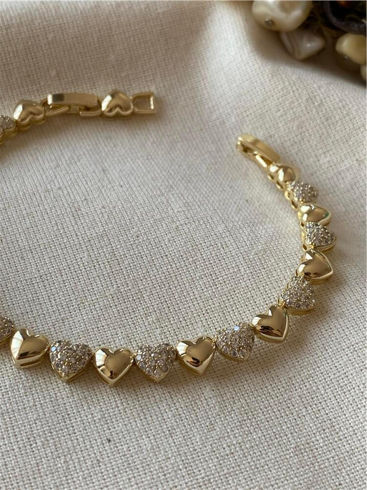 14K Taşlı Sıralı Kalpler Bileklik