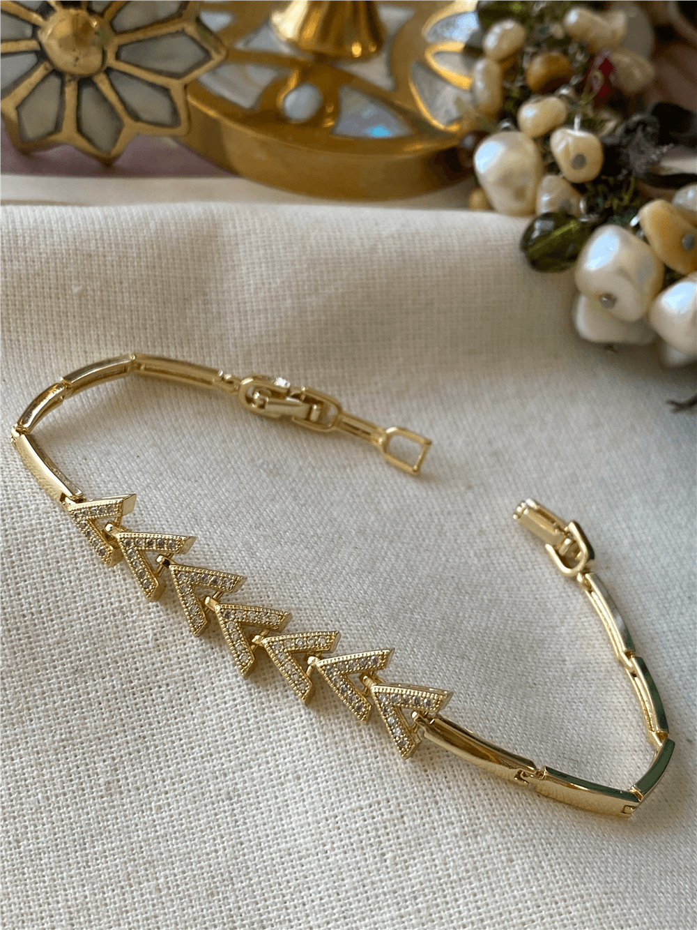 14K Zarif Arrow Model Bileklik
