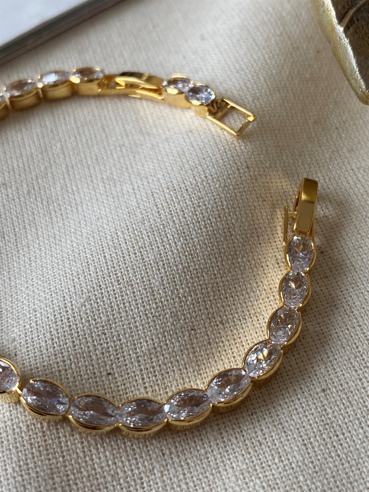 Badem Suyolu Bileklik