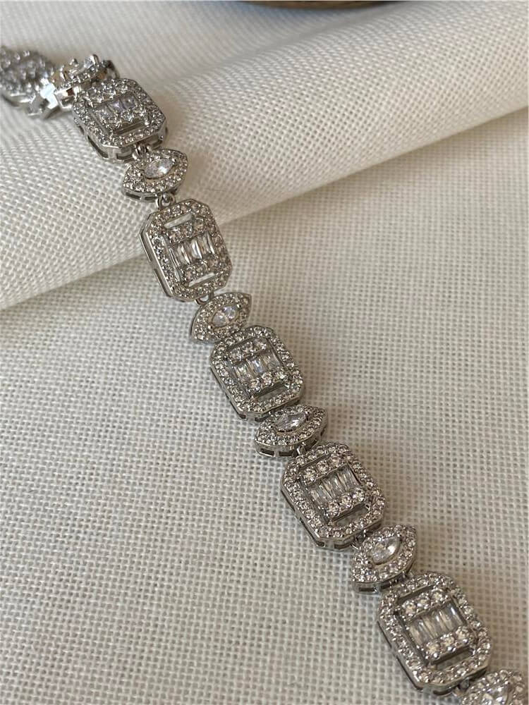 Taşlı Kare Damla Bileklik