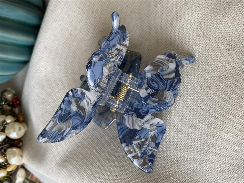 Bluish Kelebek Mandal Toka