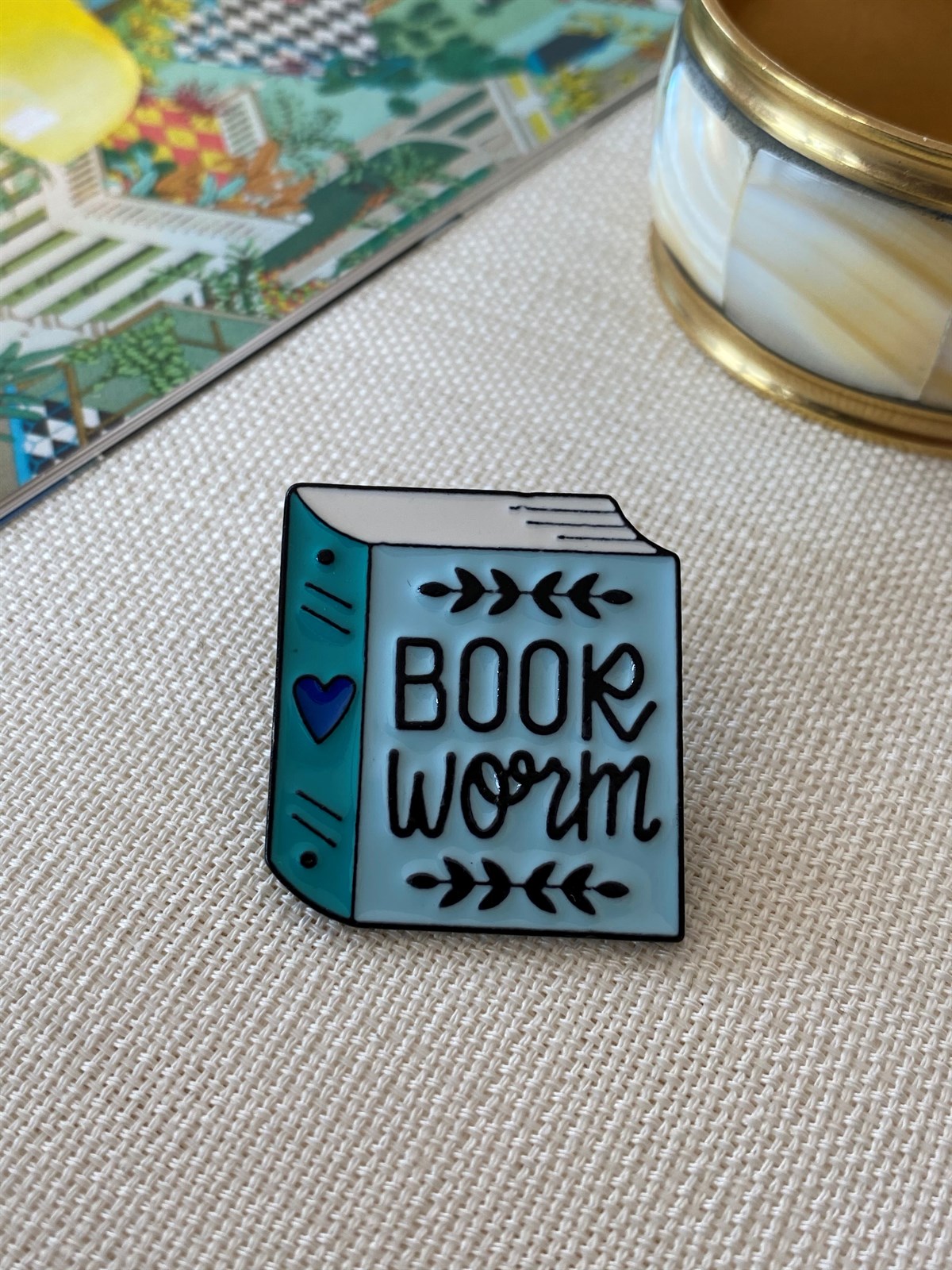 Book Worm Rozet