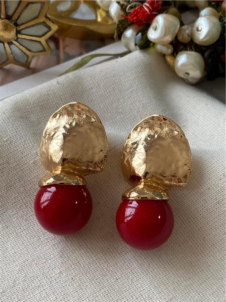 Bordo Marka Model Topçuk Küpe