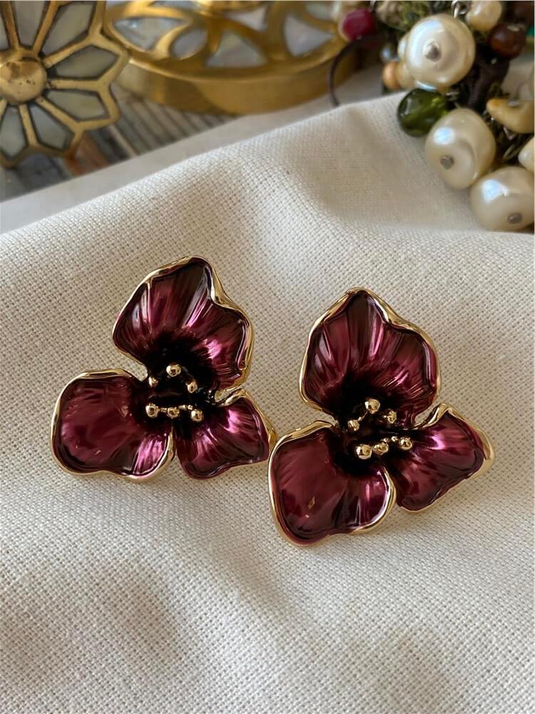 Bordo Menekşe Küpe