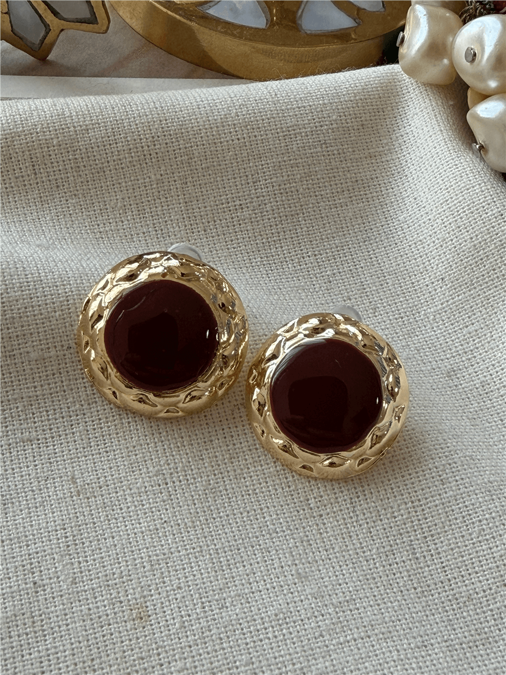 Bordo Mineli Düğme Küpe