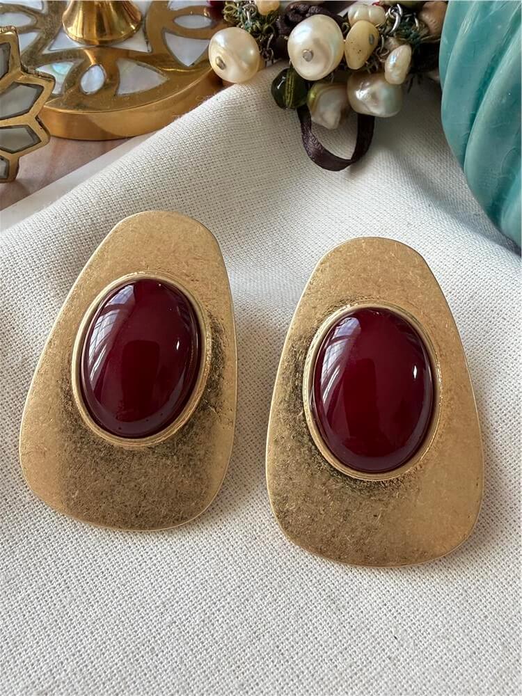 Bordo Taşlı Gold Plaka Küpe