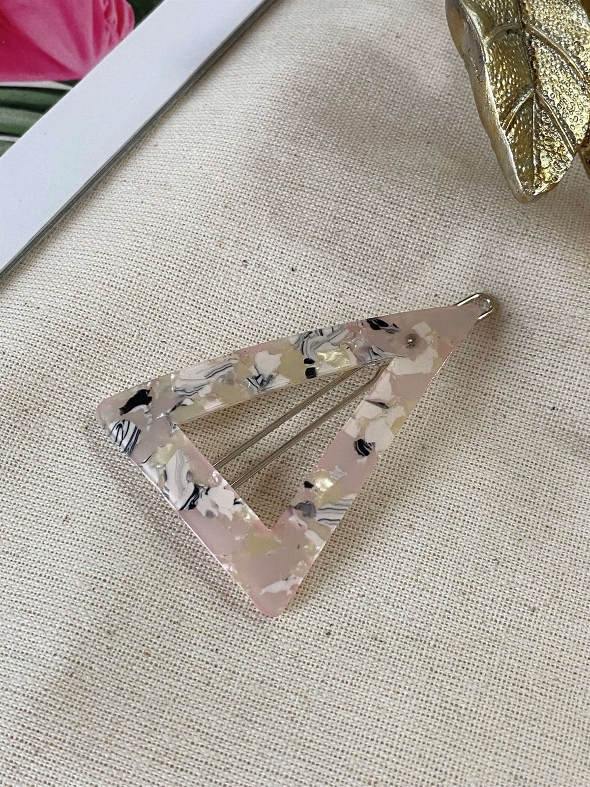 Big Triangle Buckle