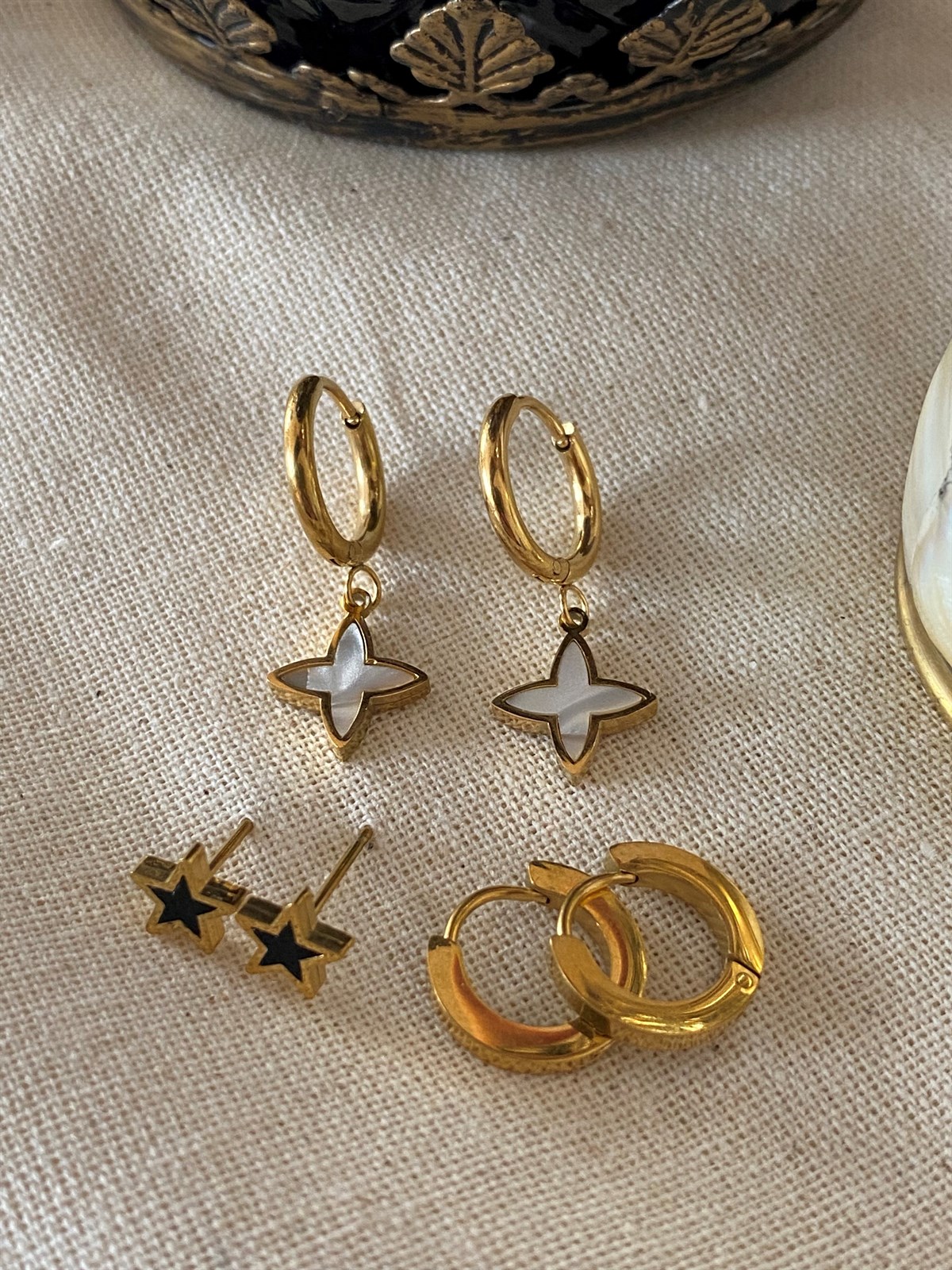 Çelik Altılı Yıldız Küpe