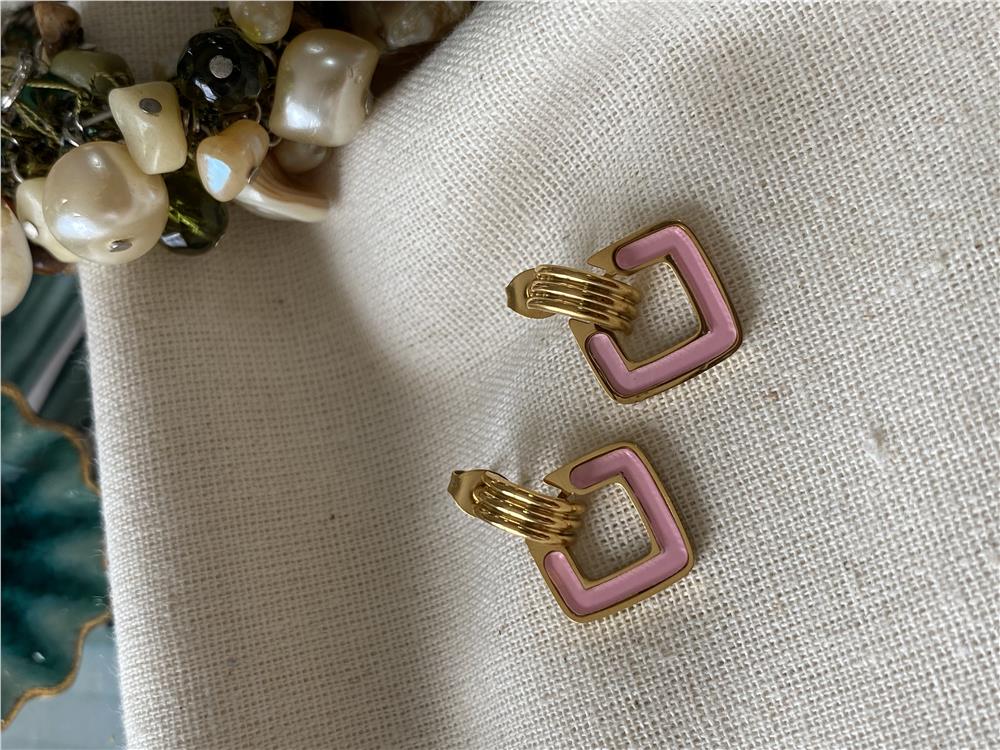 Çelik Barbie Pink Küpe