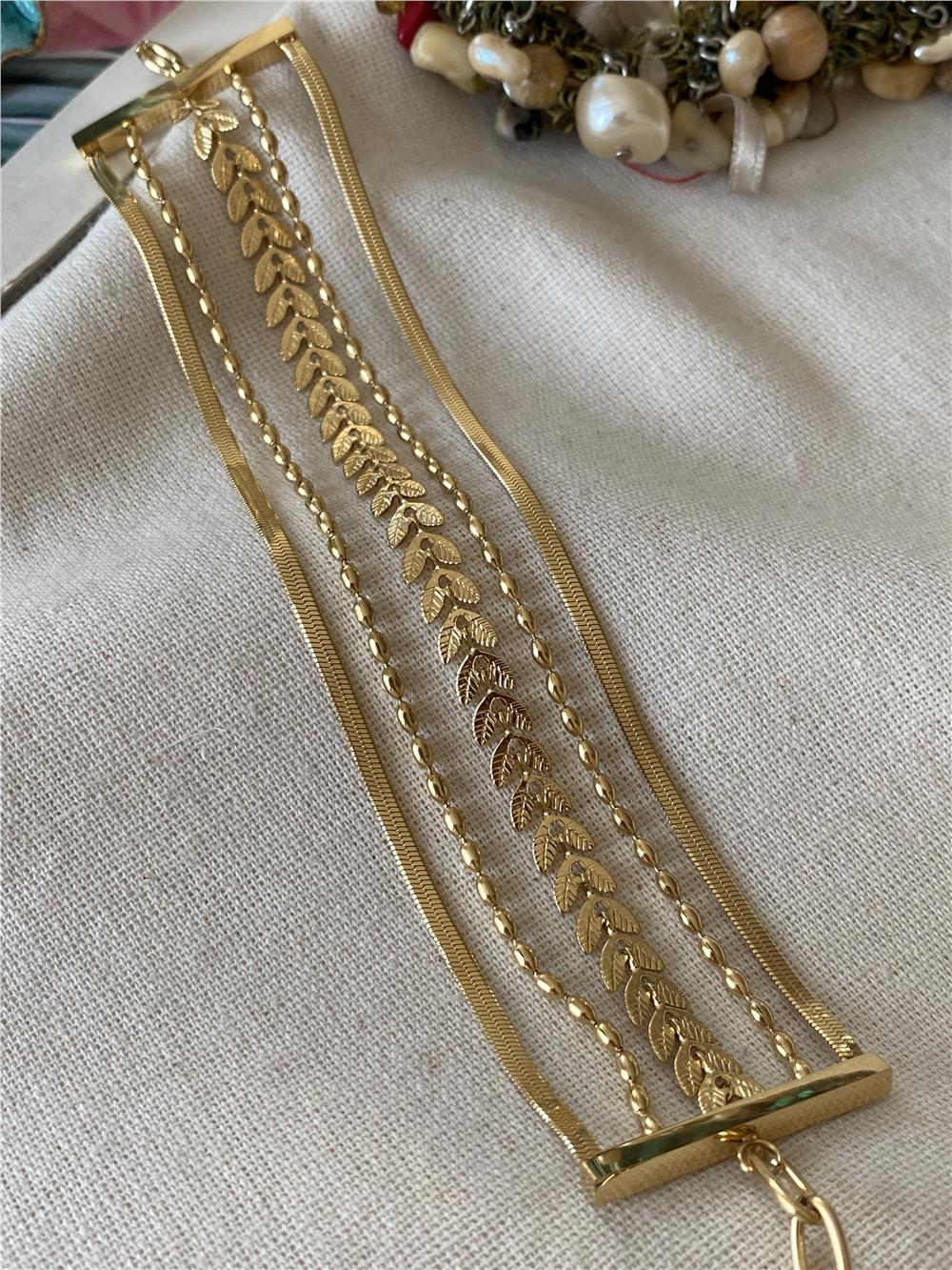 Çelik Beş Sıra Çelenk Bileklik