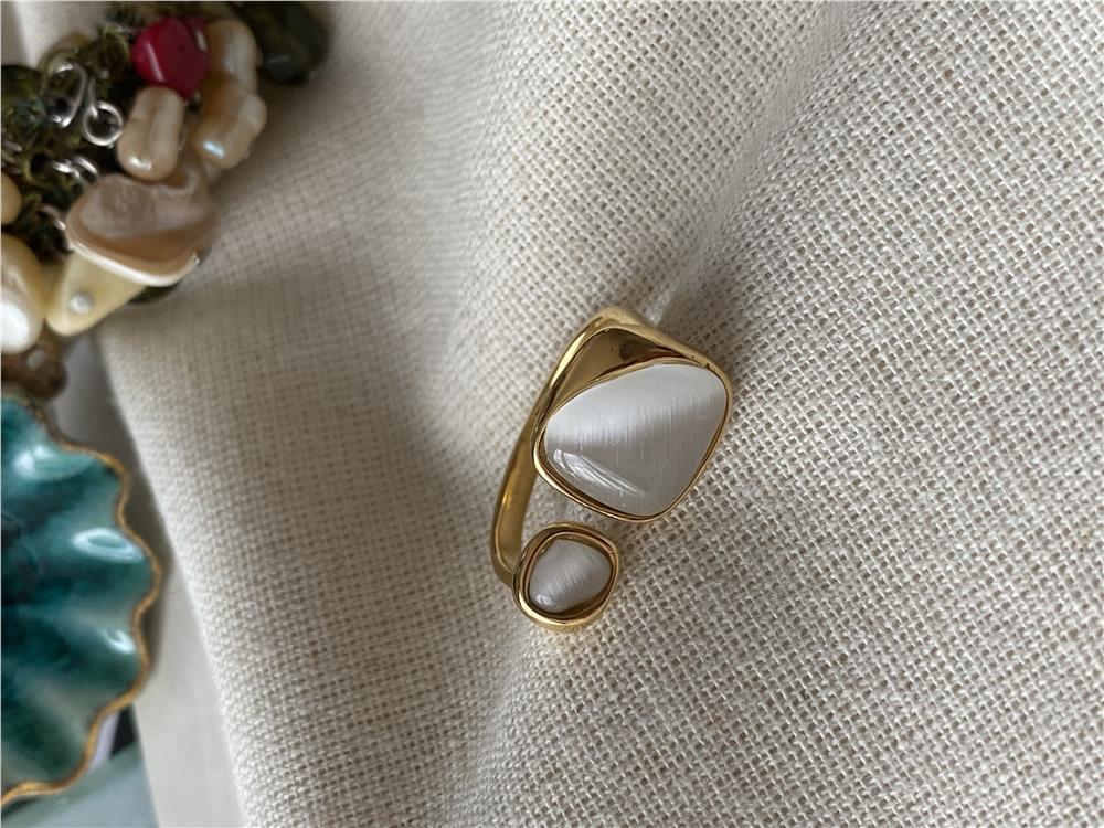 Çelik Beyaz Oval Yüzük