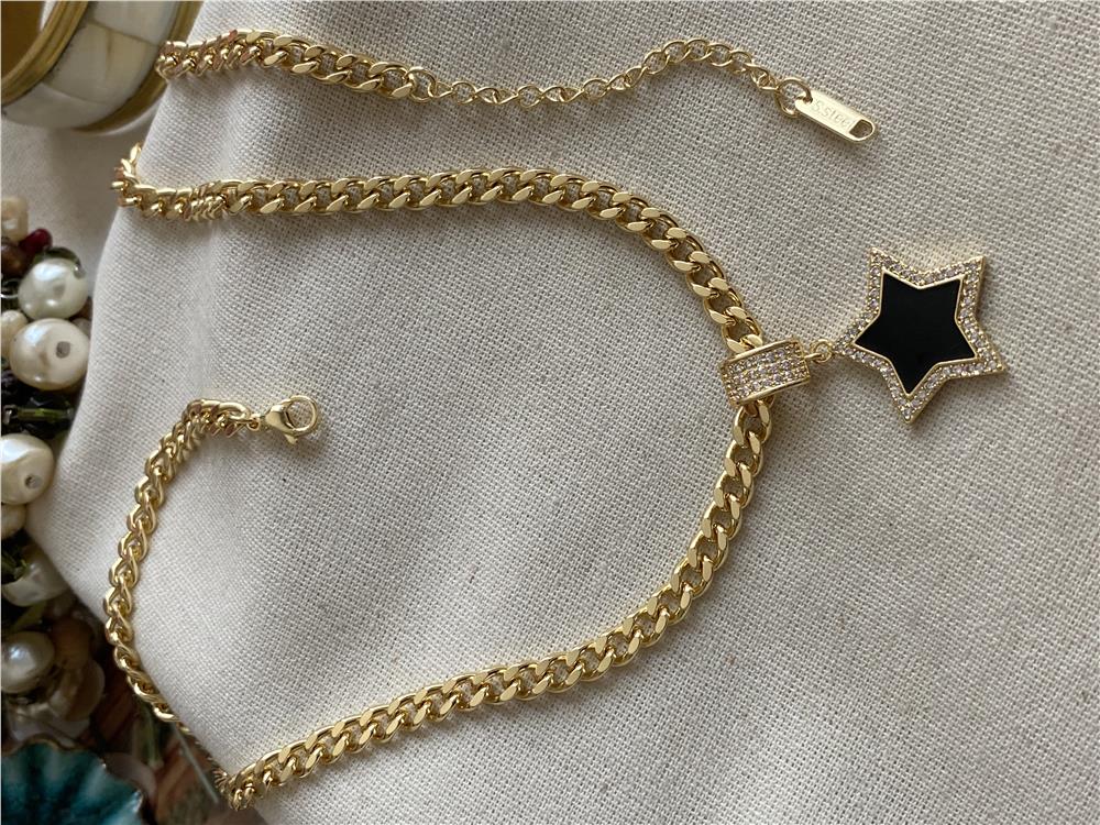 Çelik Blackstar Kolye