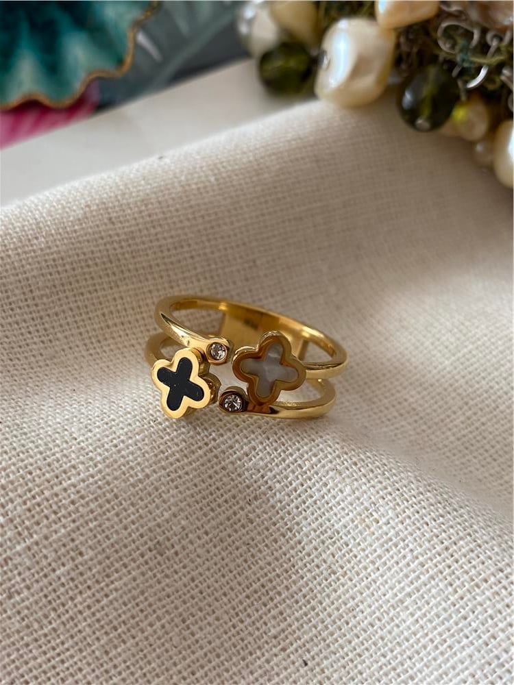 Çelik Cross Yüzük