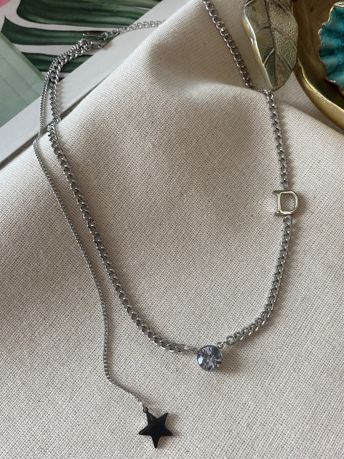 Çelik D Taşlı Yıldızlı Kolye