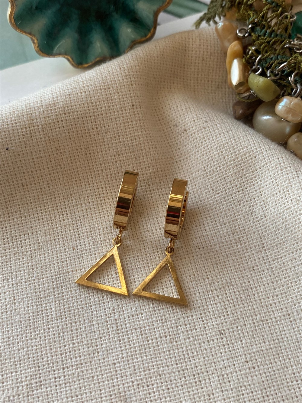 Çelik Gap Üçgen Sallantılı Küpe