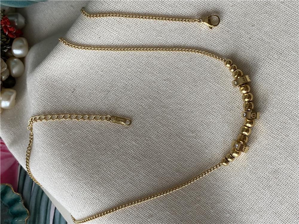 Çelik Gold Dorikalı Crtr Kolye