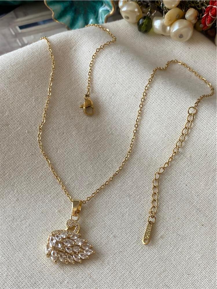 Çelik Gold Swan Kolye