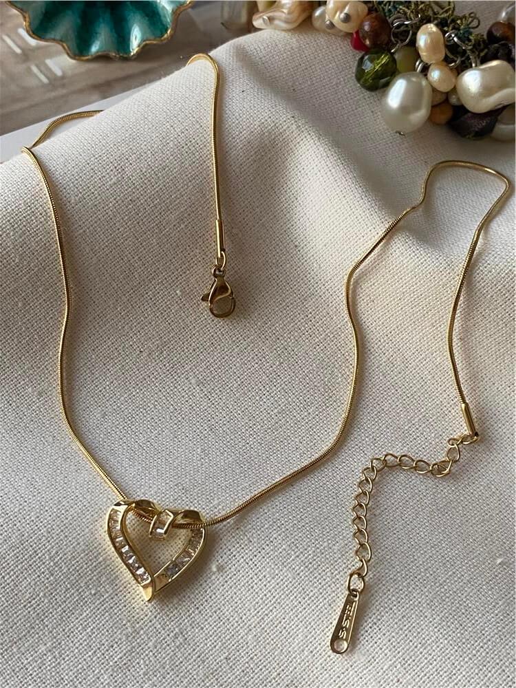 Çelik Gold Taşlı Düğüm Kalp Kolye