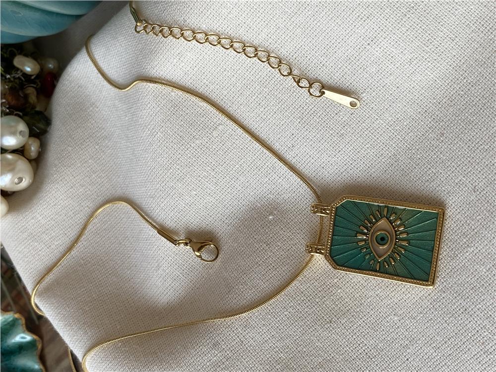 Çelik Green Evil Eye Kolye