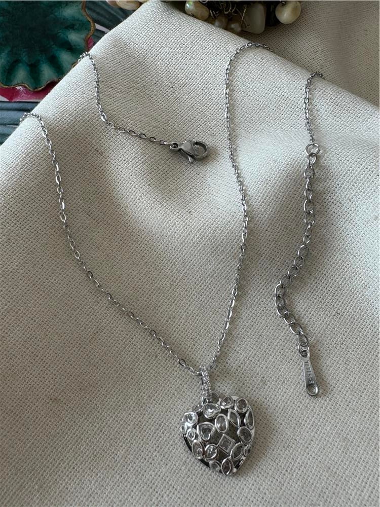 Çelik Heart Shapes Kolye