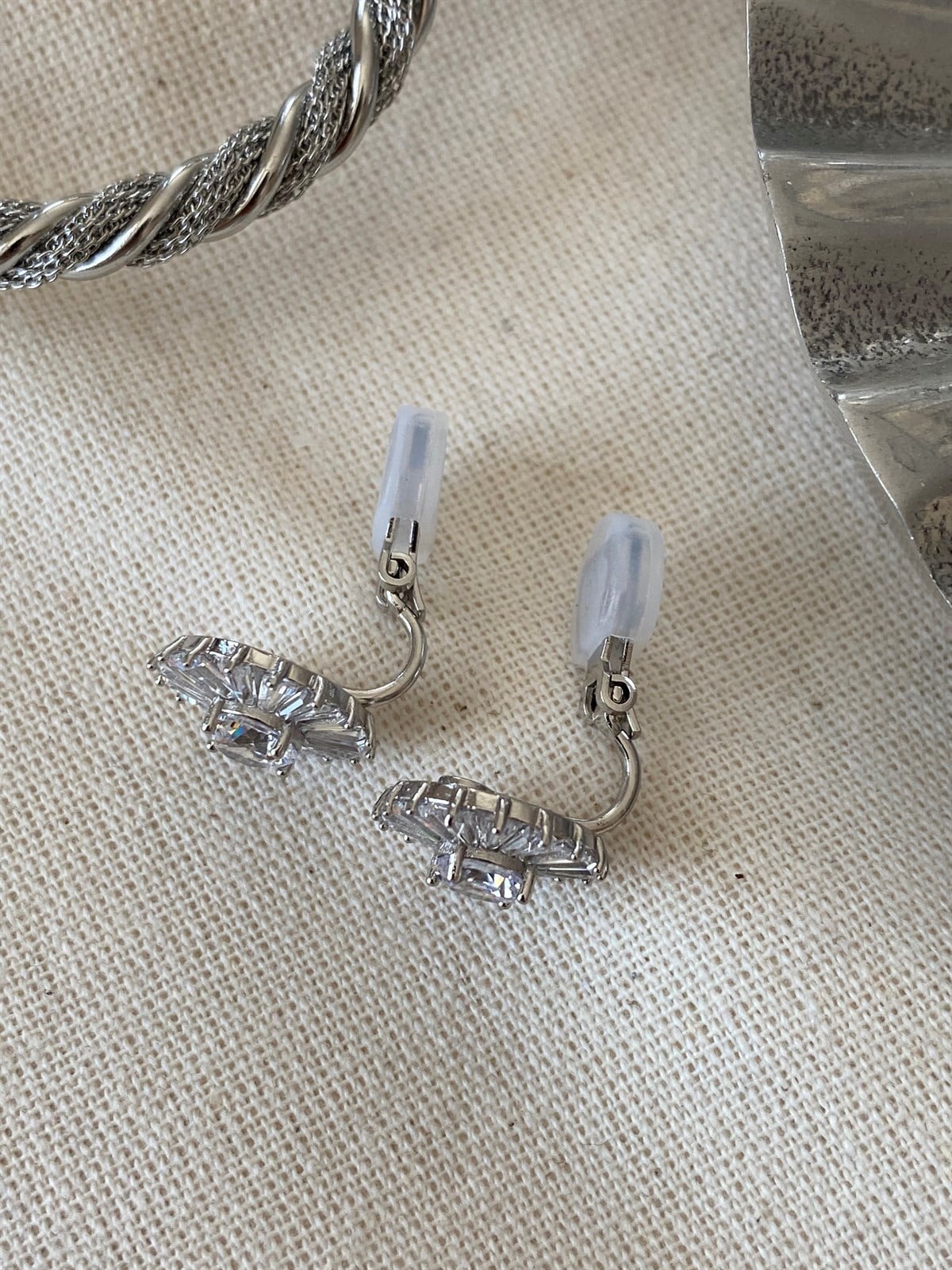 Steel Needle Free Baguette Flower Earrings