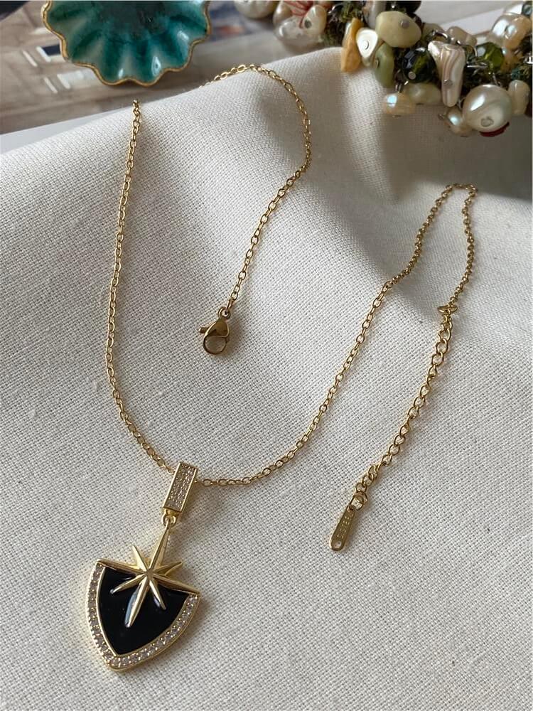Çelik İnce Zincirli Black Shield Kolye