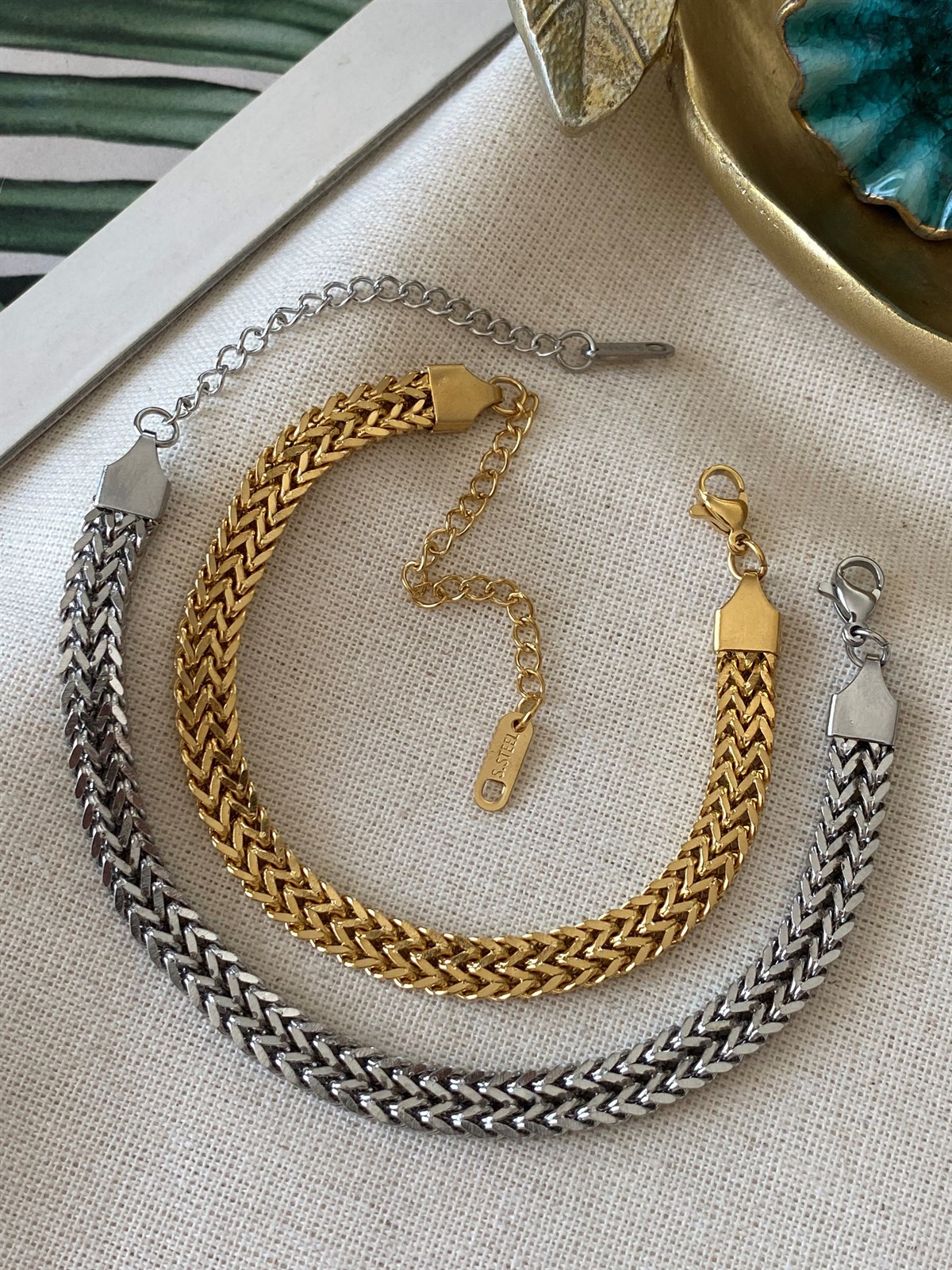 Çelik Kare Form Bileklik