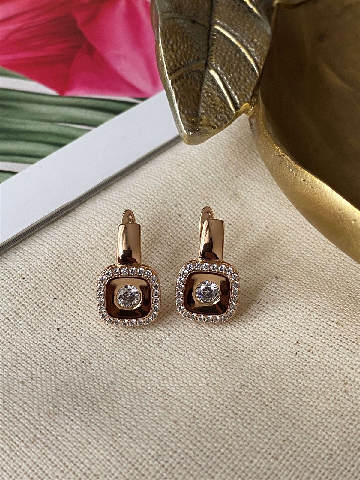 Çelik Kare Form Küpe