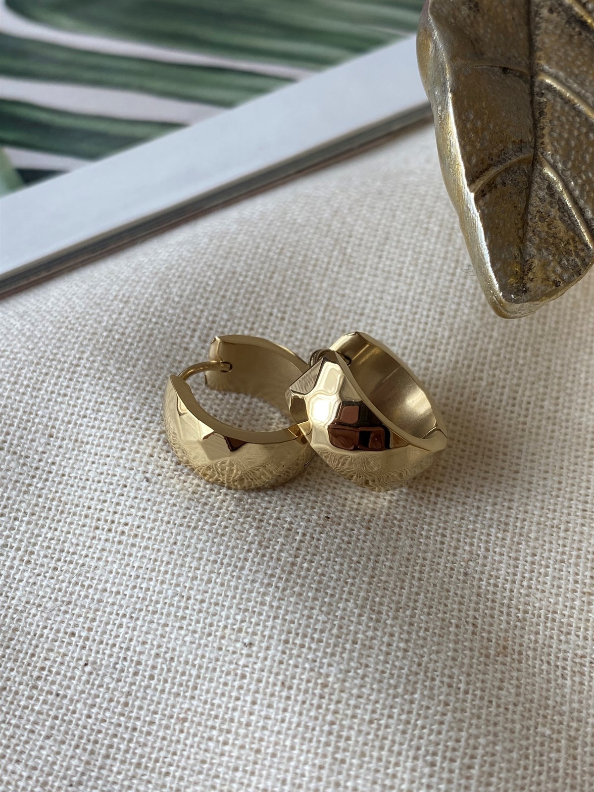 Çelik Karo Halka Küpe