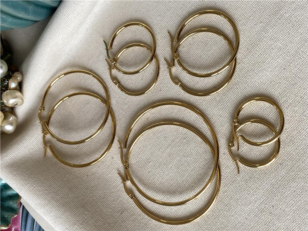 Çelik Klasik Halka Küpe