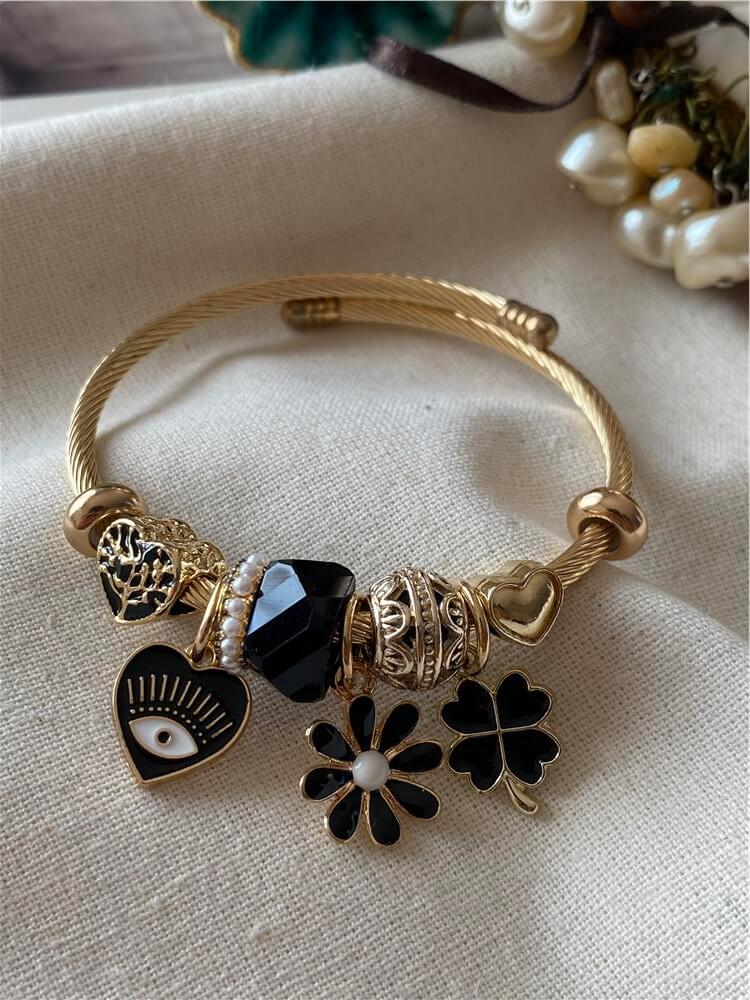 Çelik Kordonlu Siyah Kalp Nazar Charmlı Bileklik