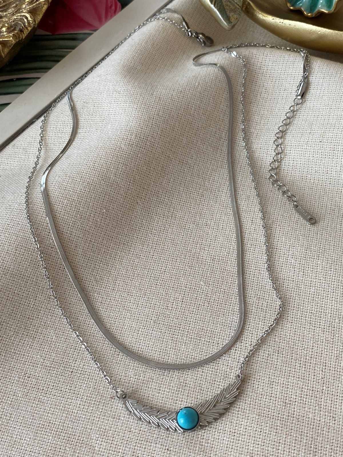 Çelik Mavili Kanat Kolye