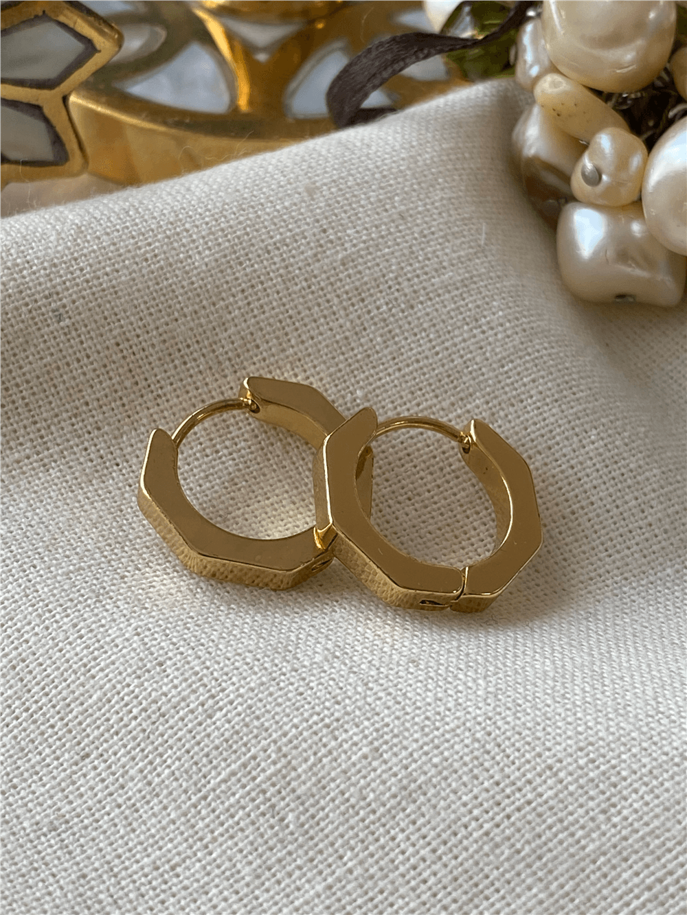 Çelik Mini Altıgen Küpe