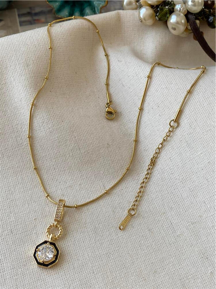 Çelik Mini Dorikalı Şikel Kolye Kolye