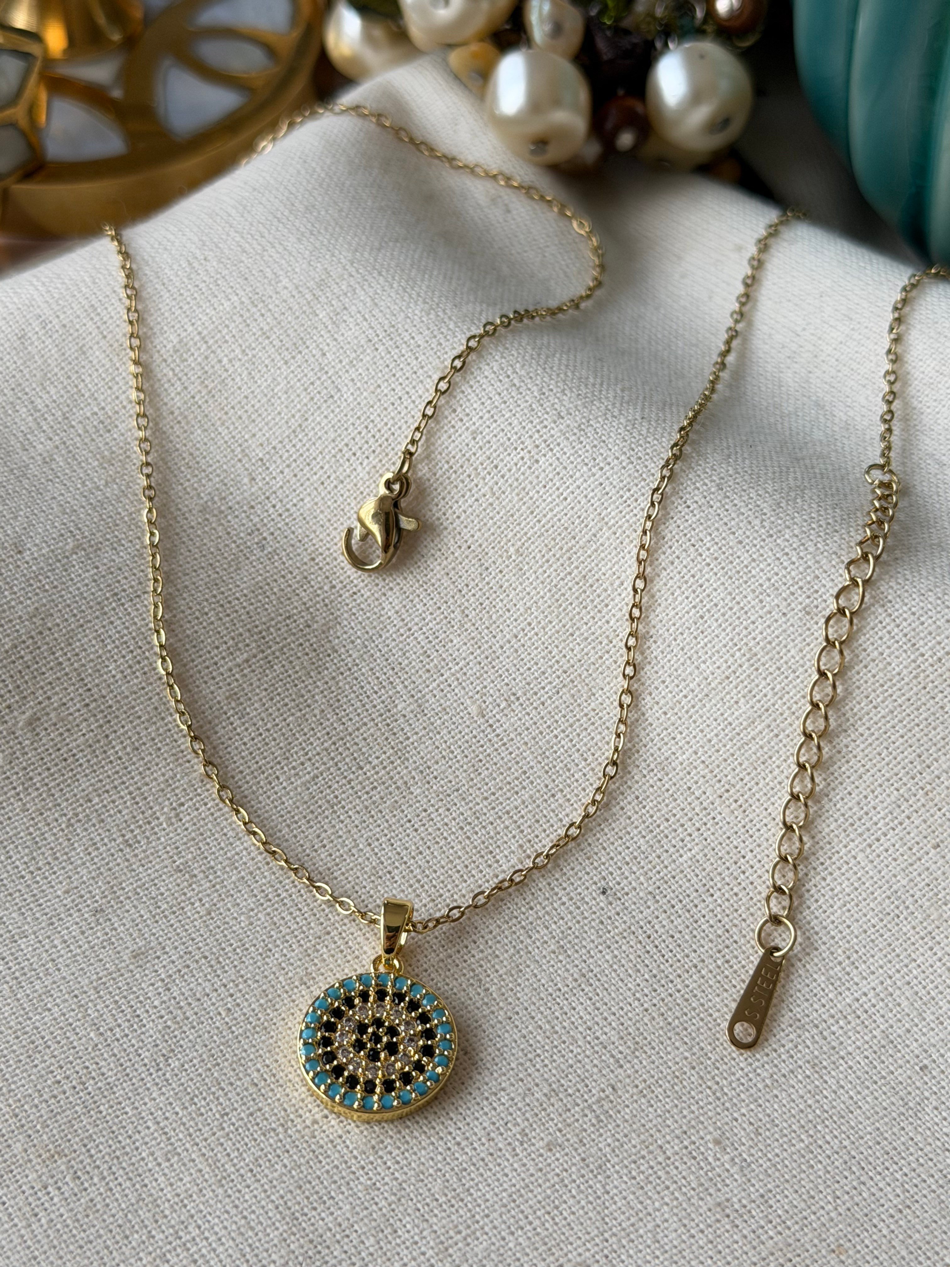 Çelik Nazarlık Kolye